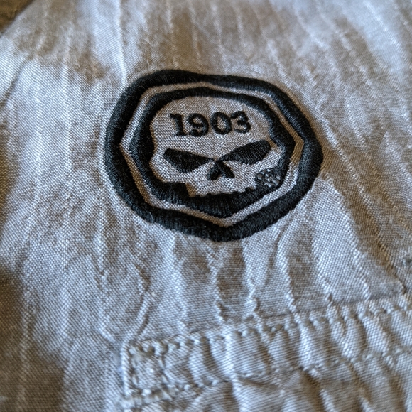 Harley-Davidson Button-Up - Picture 6 of 6